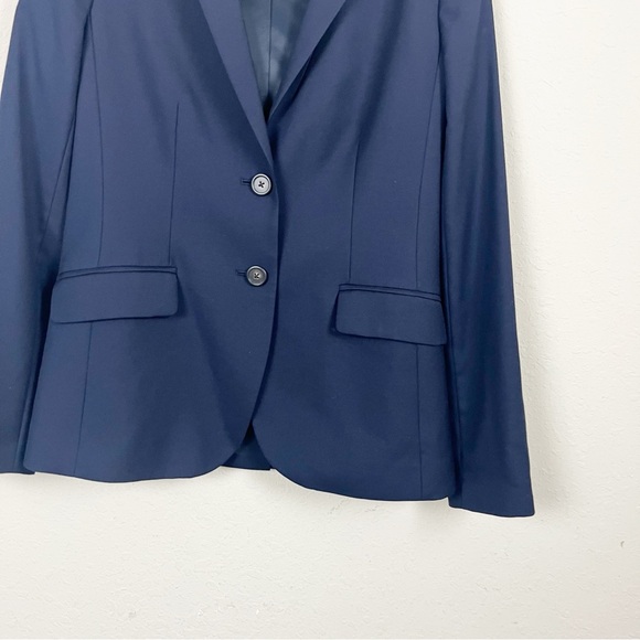 J. Crew Two Button Super 120’s Navy Blue Blazer Size 4 - Picture 2 of 6